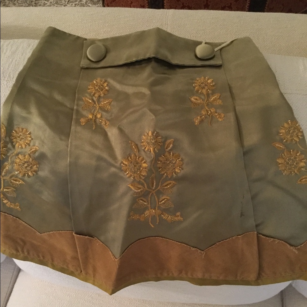 TOCCA green and gold skirt